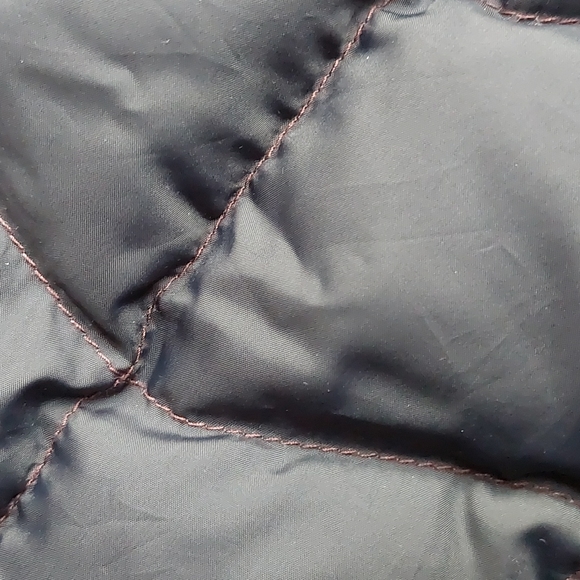 Woman's puffer jacket - Picture 14 of 14